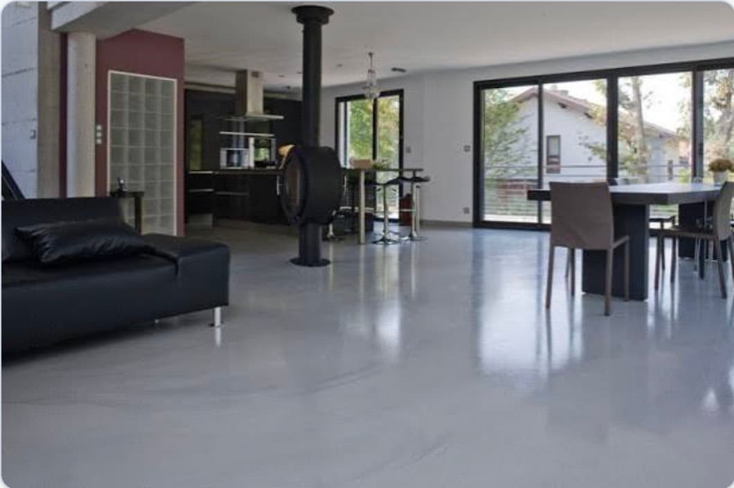 Carrelage : la pièce ou l'extérieur du client avant travaux